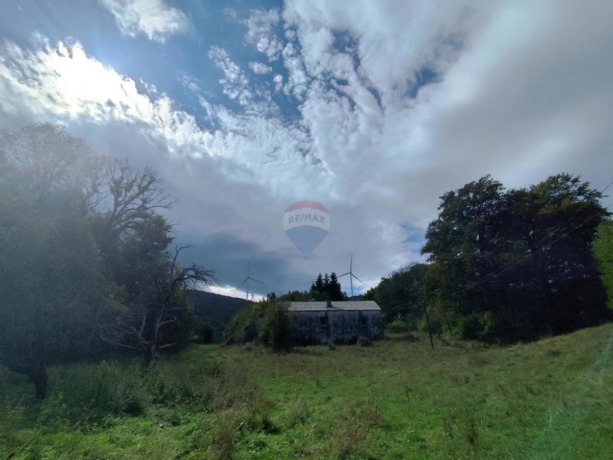 Stavbno zemljišče Krivi Put, Senj, 188.265m2