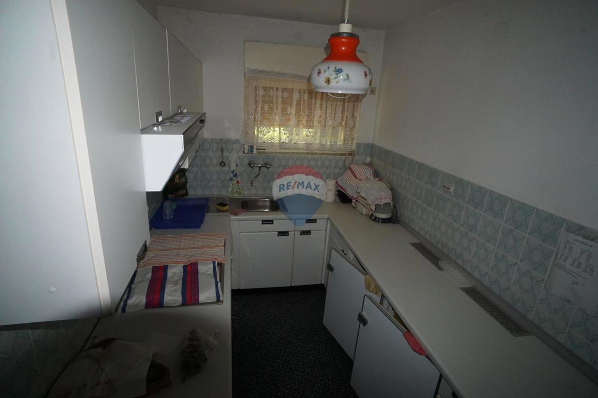 Mesto Krk, družinska hiša v centru mesta