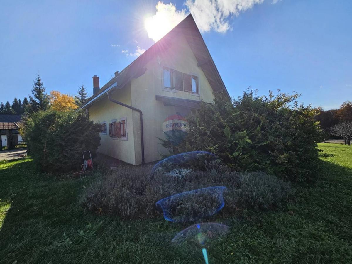 Hiša Stari Laz, Ravna Gora, 260m2