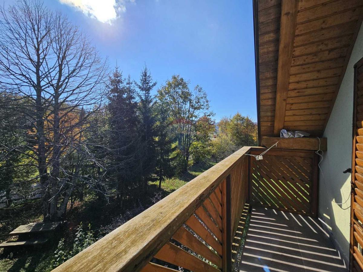 Hiša Stari Laz, Ravna Gora, 260m2