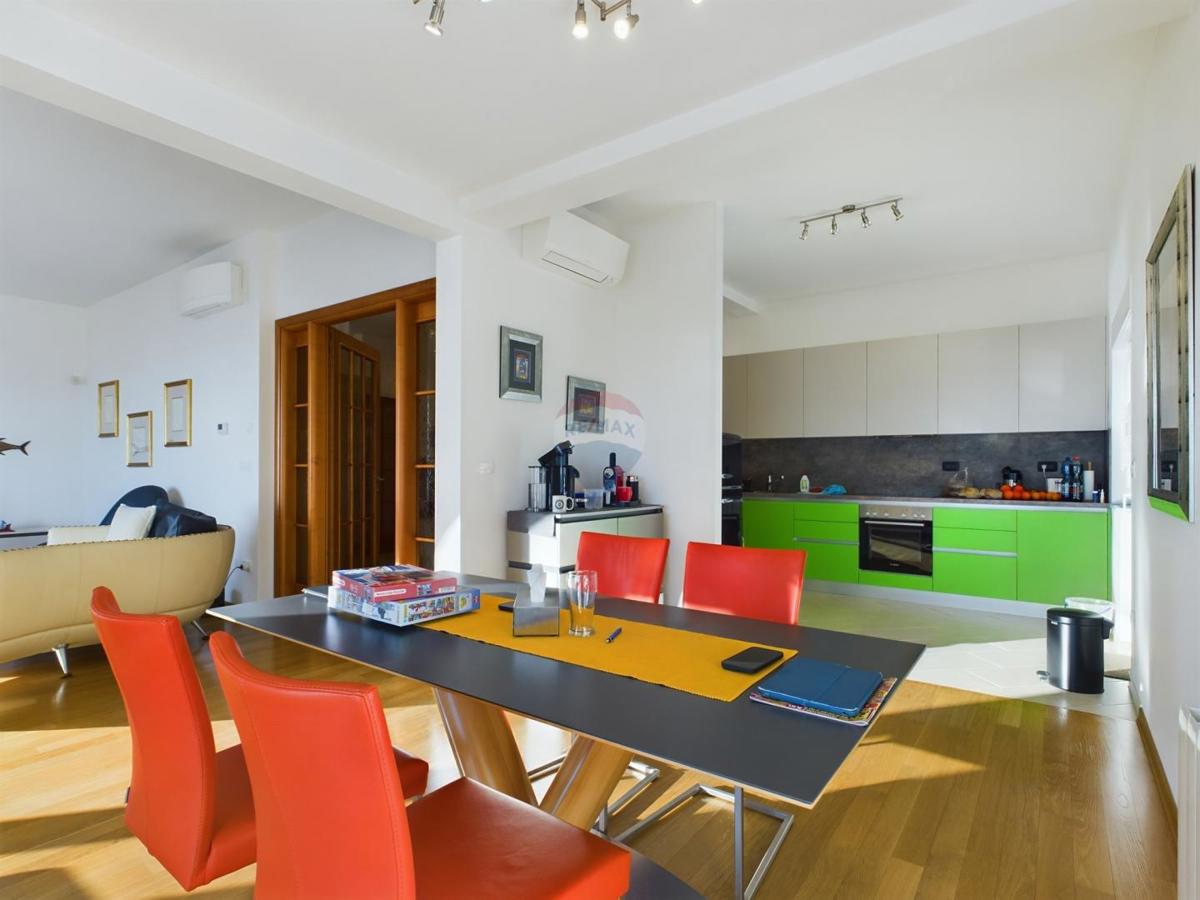 Hiša Rubeši, Kastav, 340m2