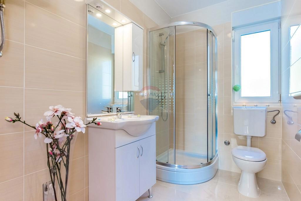 Hiša Dramalj, Crikvenica, 250m2