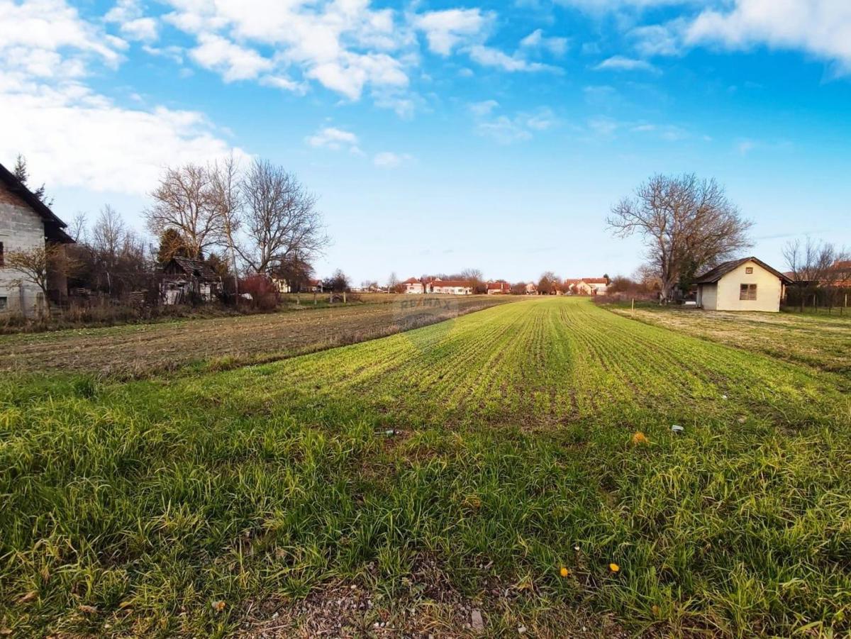 Stavbno zemljišče Donji Čehi, Novi Zagreb - Zapad, 4.900m2