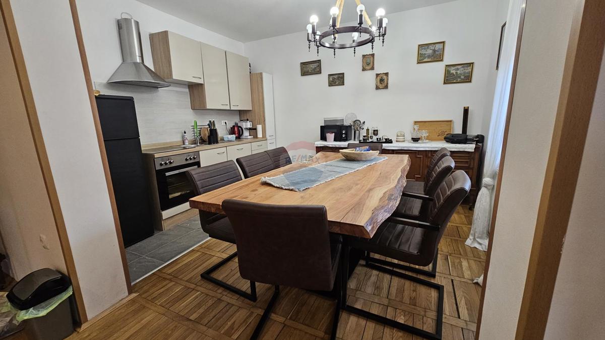 Hiša Brod na Kupi, Delnice, 252m2