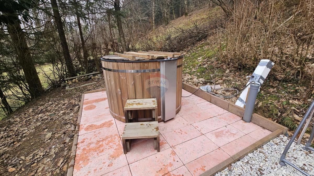 Hiša Brod na Kupi, Delnice, 252m2