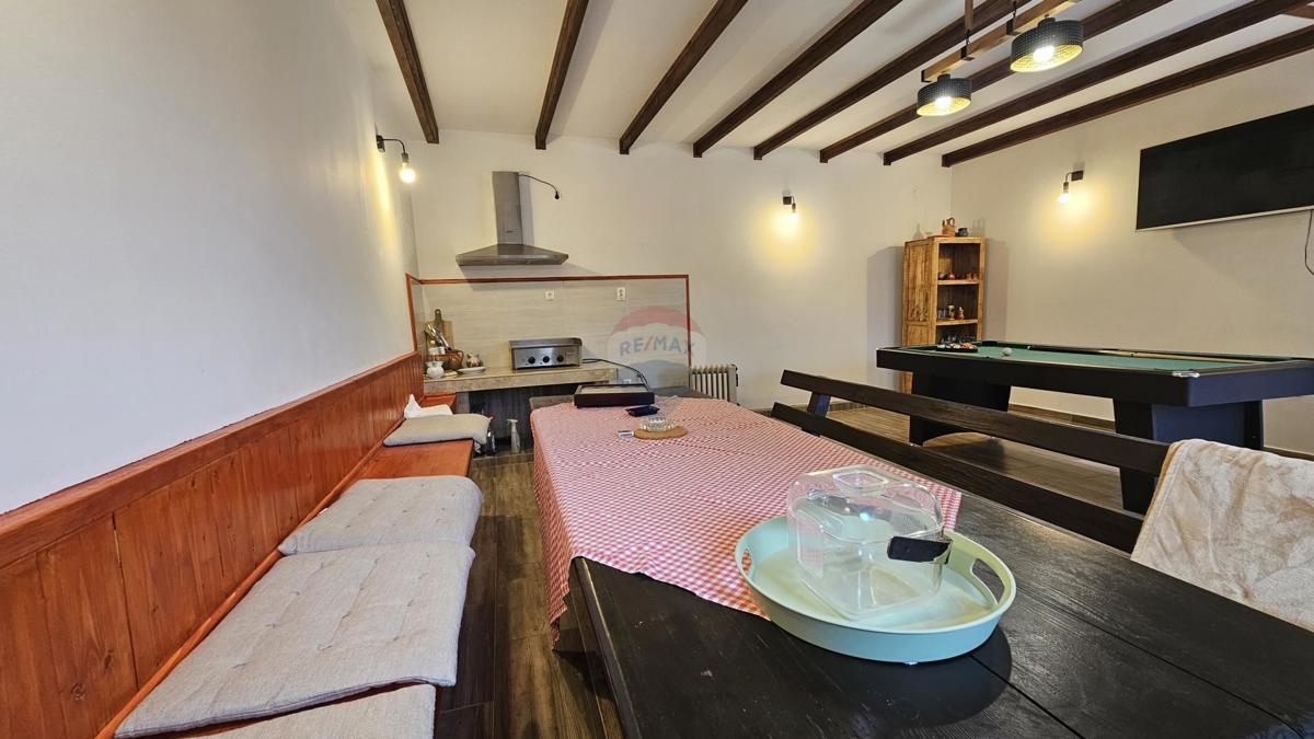 Hiša Brod na Kupi, Delnice, 252m2