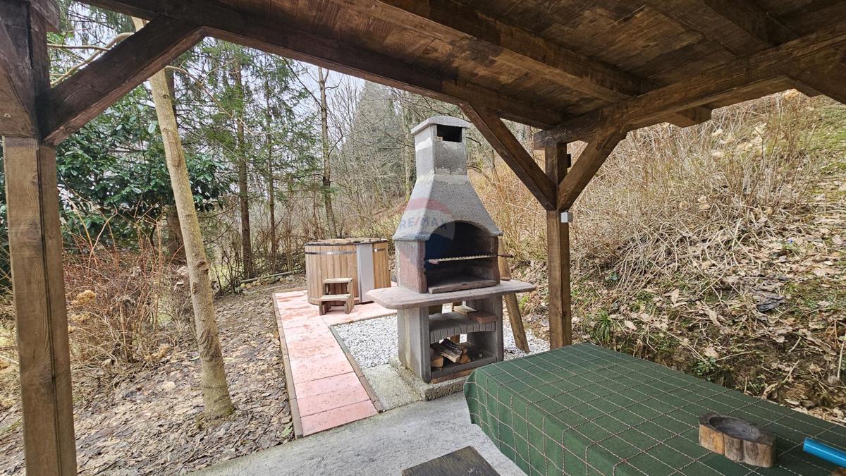 Hiša Brod na Kupi, Delnice, 252m2