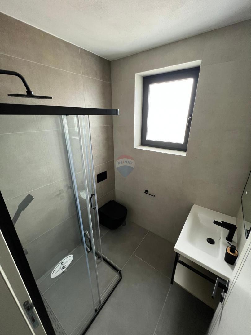 Hiša Smoljanci, Svetvinčenat, 220m2