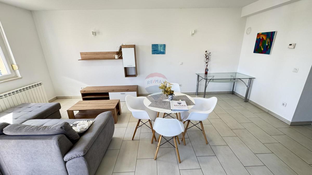 Stanovanje/Apartma Hosti, Rijeka, 67m2