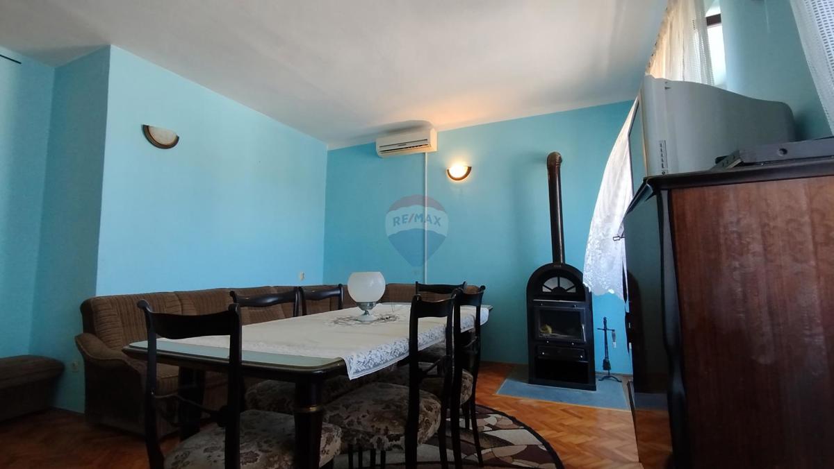 Hiša Kanfanar, 260m2