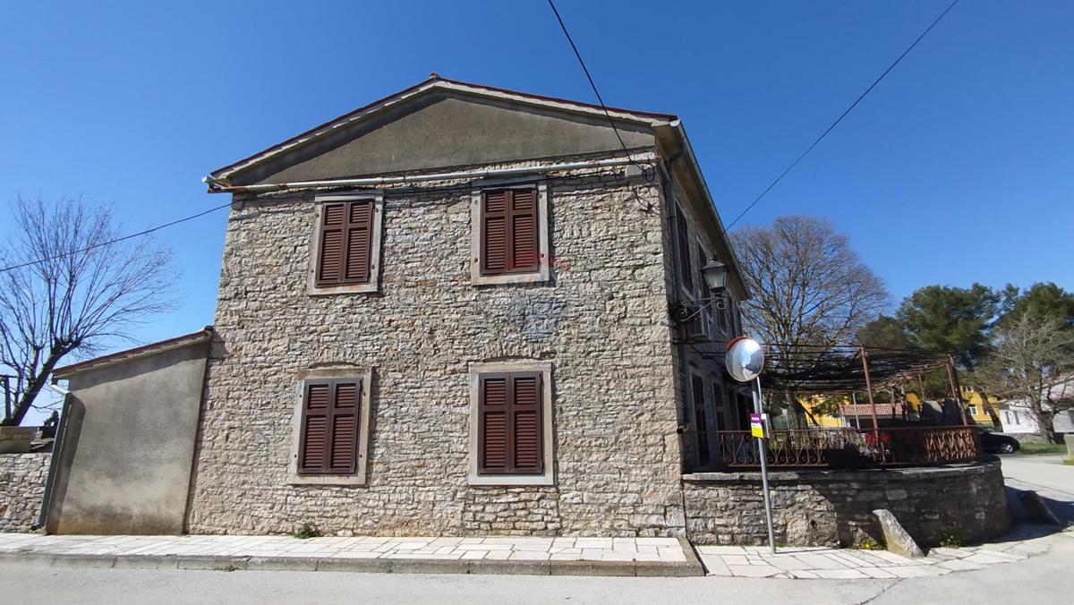 Hiša Kanfanar, 260m2