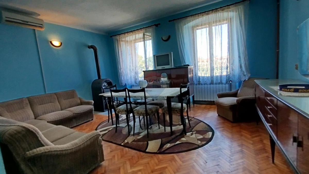 Hiša Kanfanar, 260m2