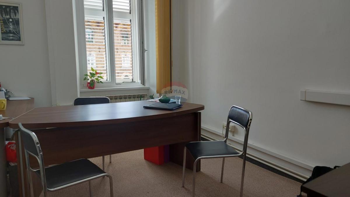 Stanovanje/Apartma Centar, Rijeka, 98m2