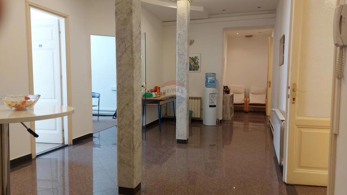 Stanovanje/Apartma Centar, Rijeka, 98m2