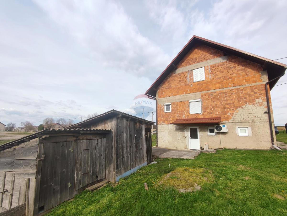 Hiša Josipdol, 240m2