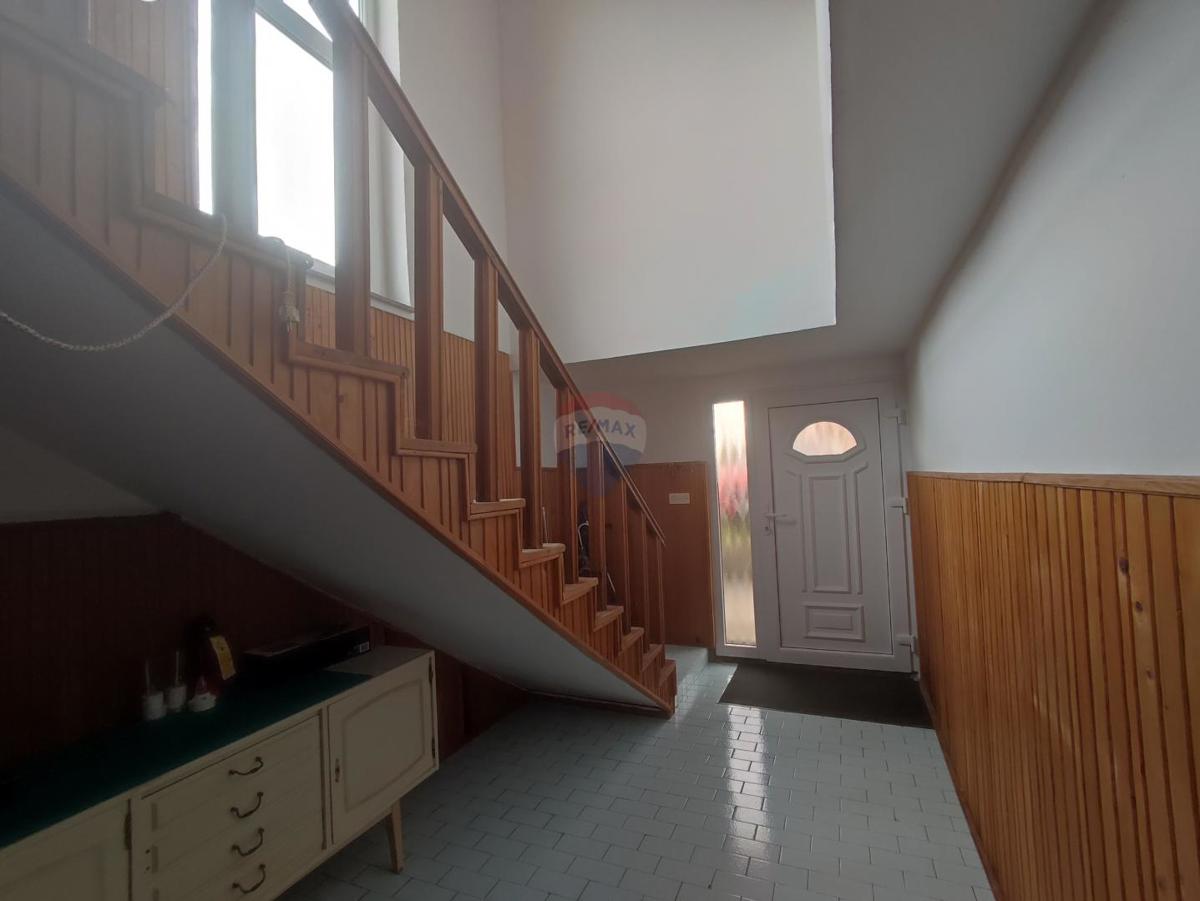 Hiša Josipdol, 240m2