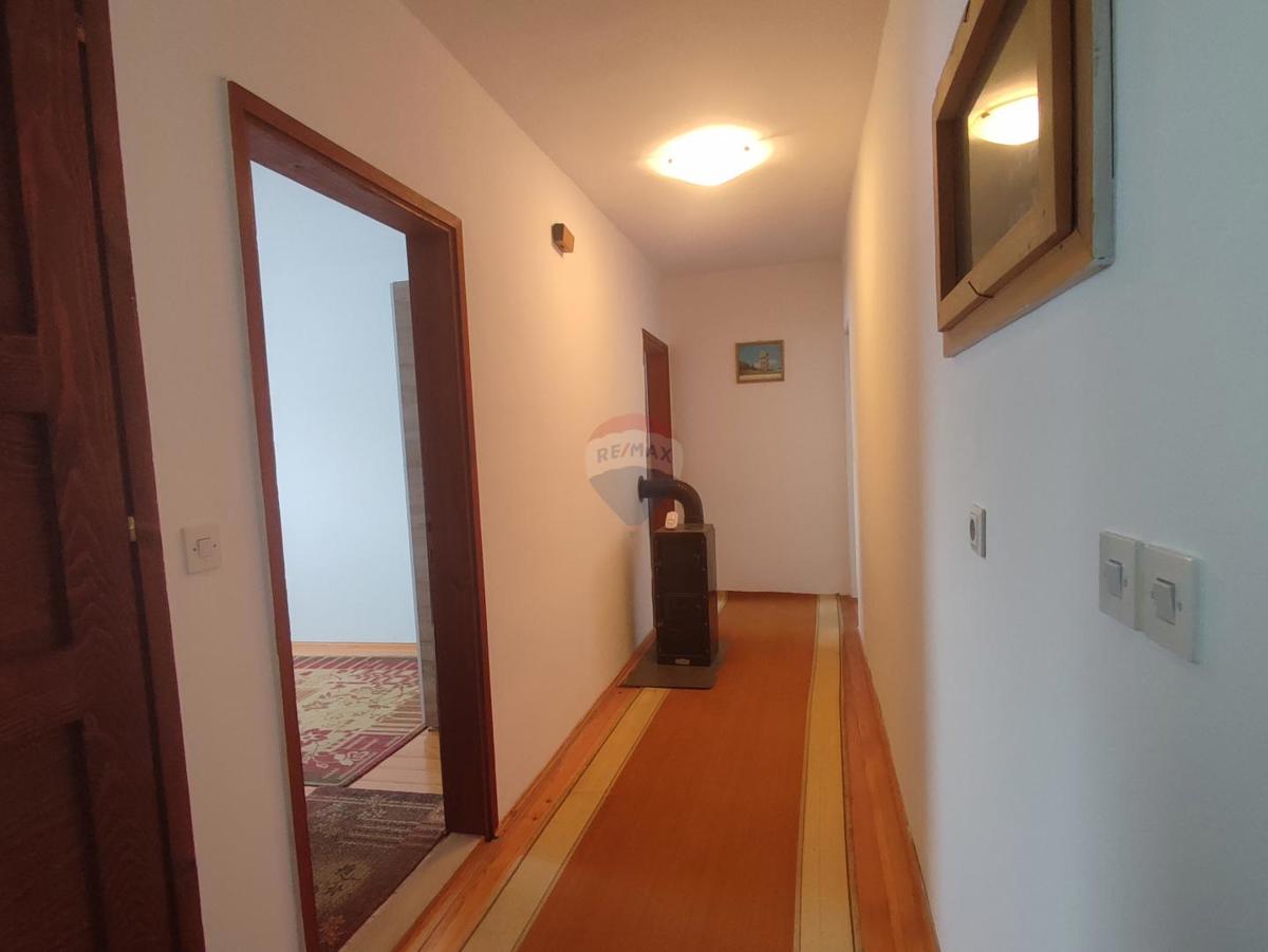 Hiša Josipdol, 240m2