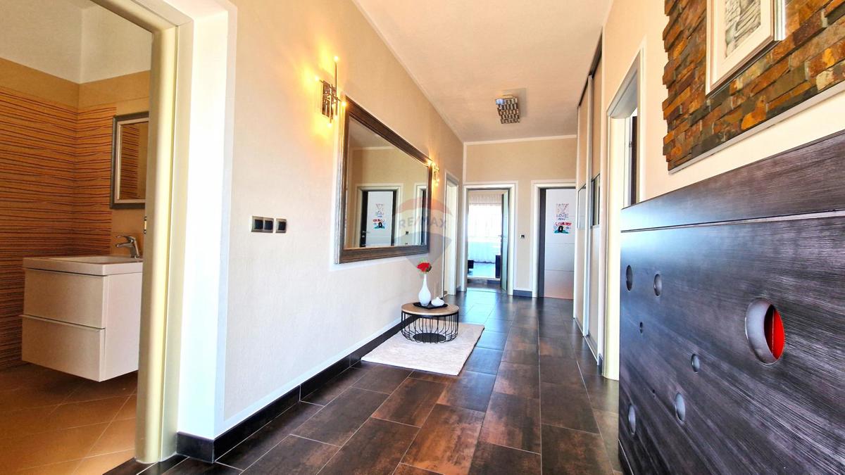 Hiša Kaštel, Buje, 597,01m2