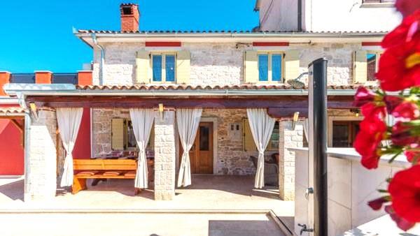 Hiša Kaštel, Buje, 597,01m2