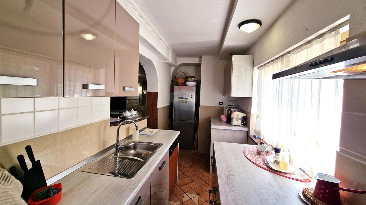 Hiša Kaštel, Buje, 597,01m2