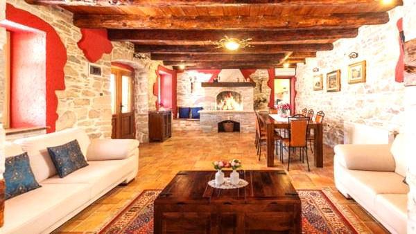 Hiša Kaštel, Buje, 597,01m2