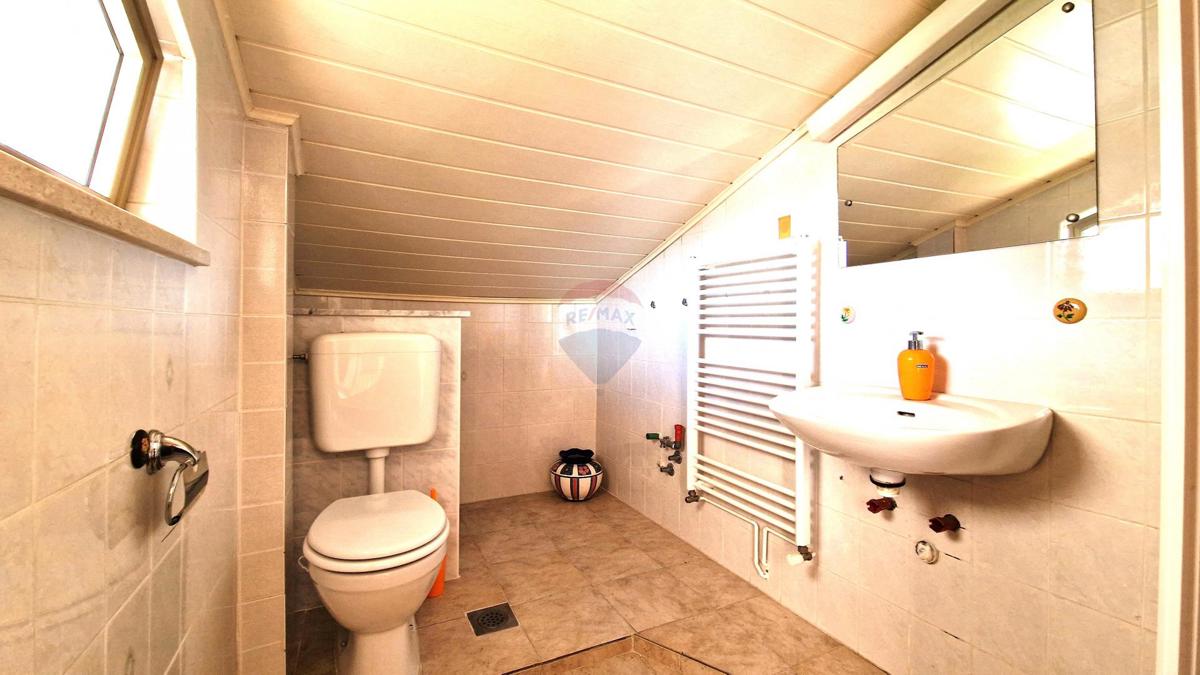 Hiša Kaštel, Buje, 597,01m2