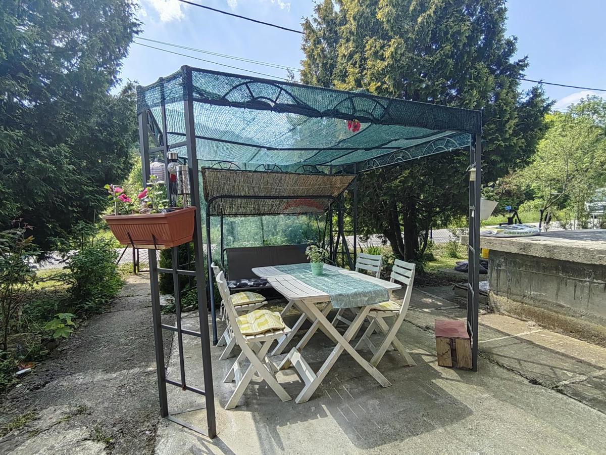 Hiša Trstenik, Marija Gorica, 200m2