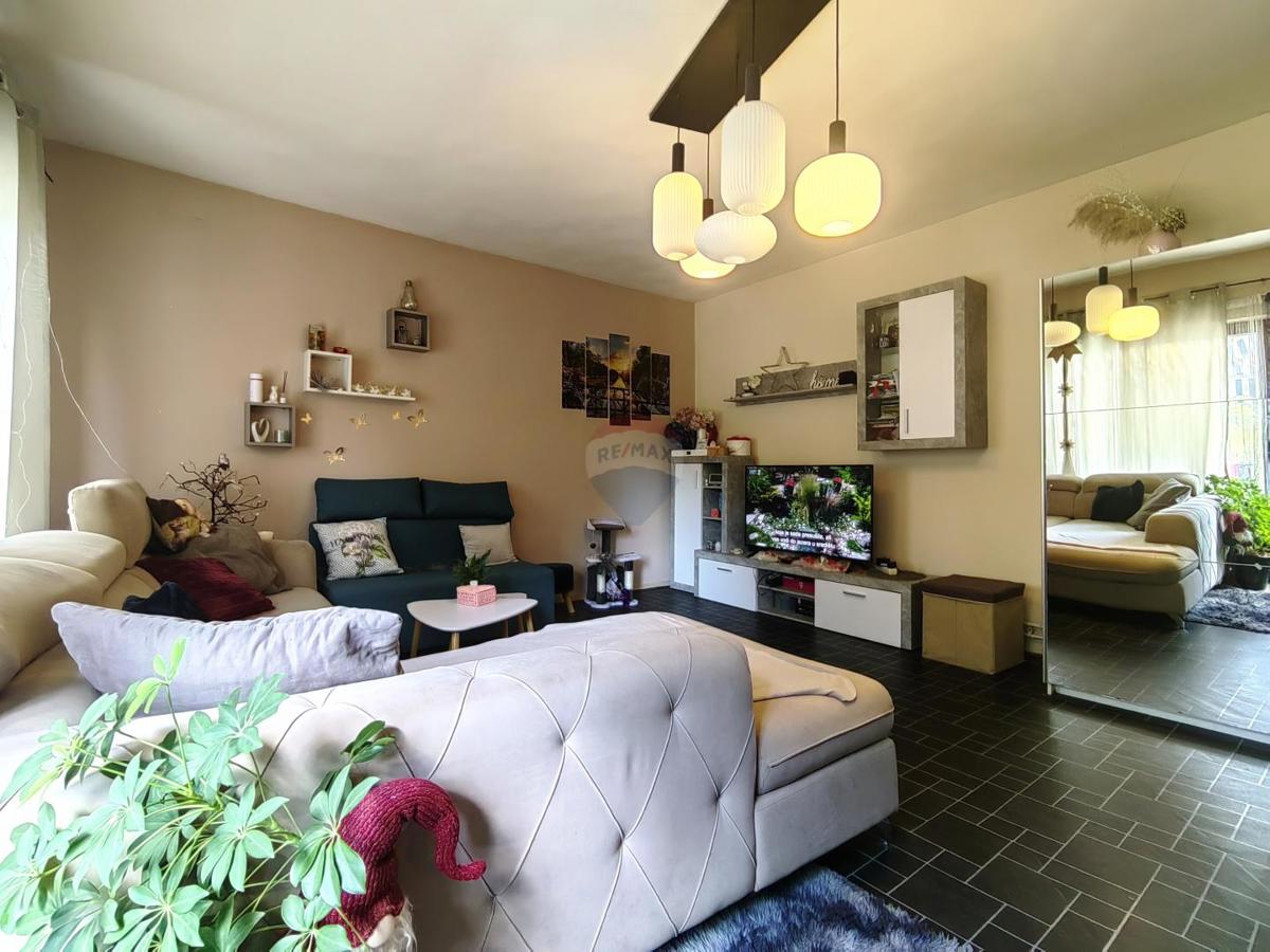 Hiša Trstenik, Marija Gorica, 200m2