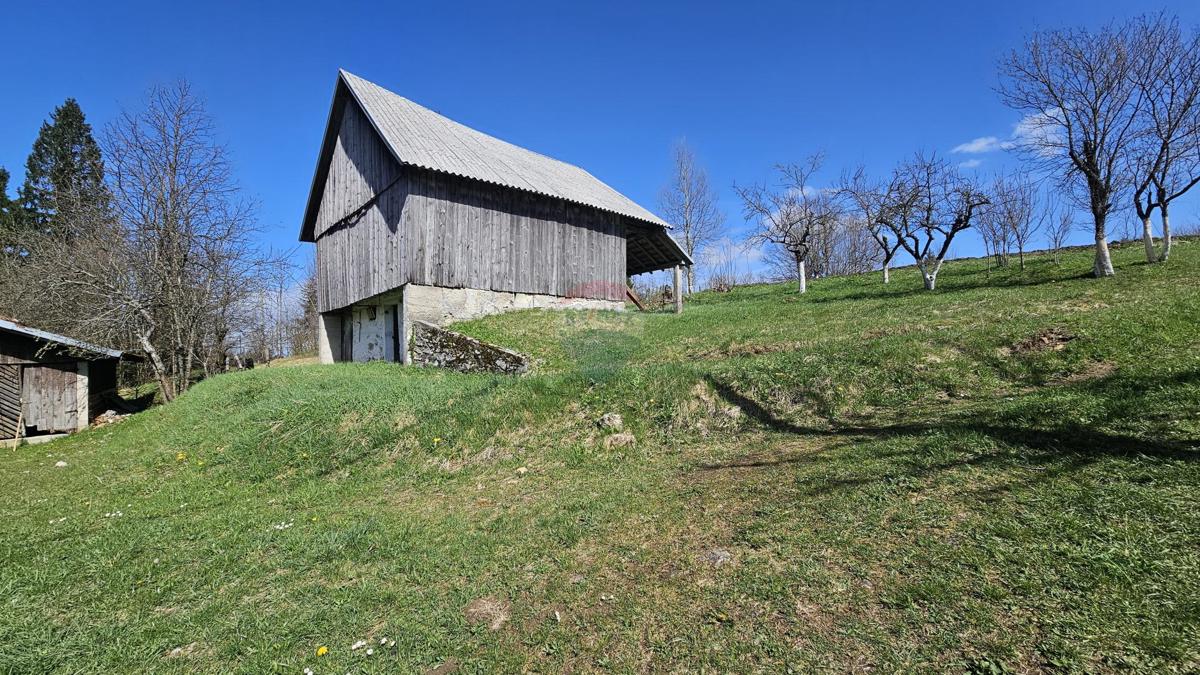Hiša Prezid, Čabar, 3.285m2