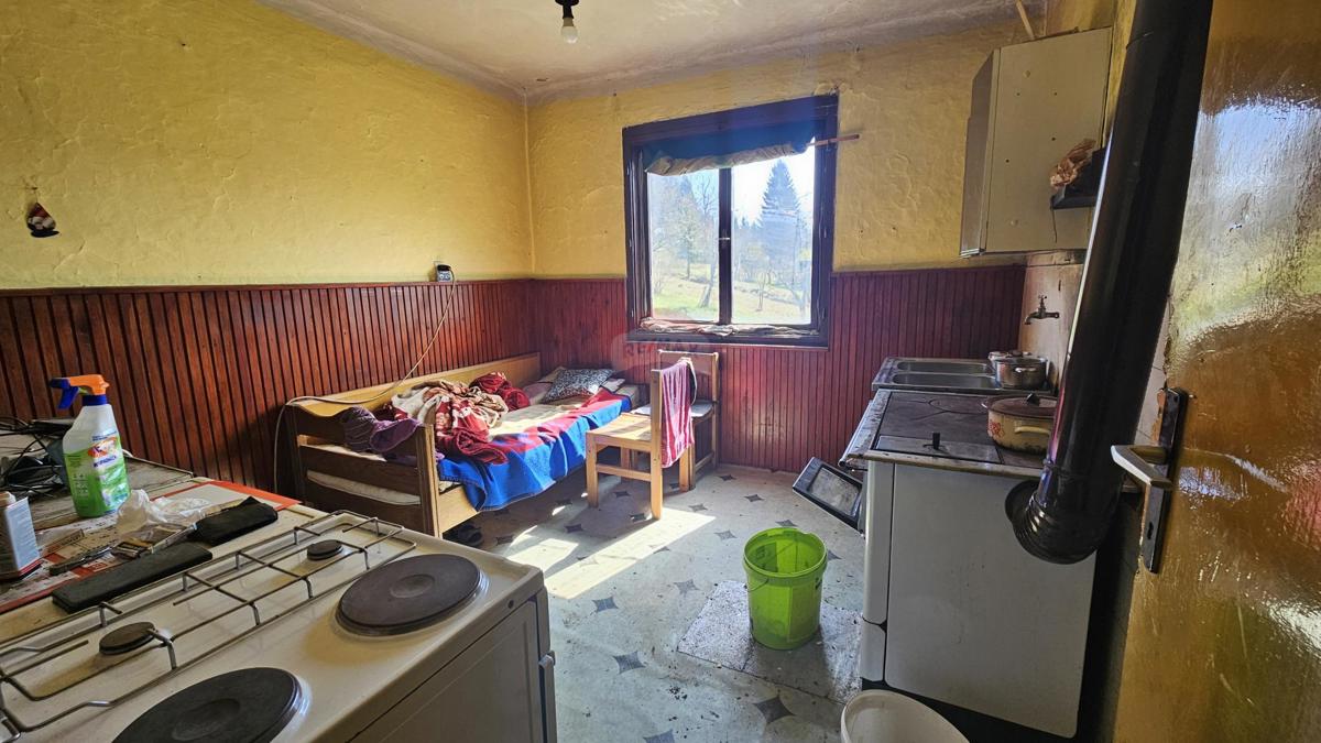 Hiša Prezid, Čabar, 3.285m2