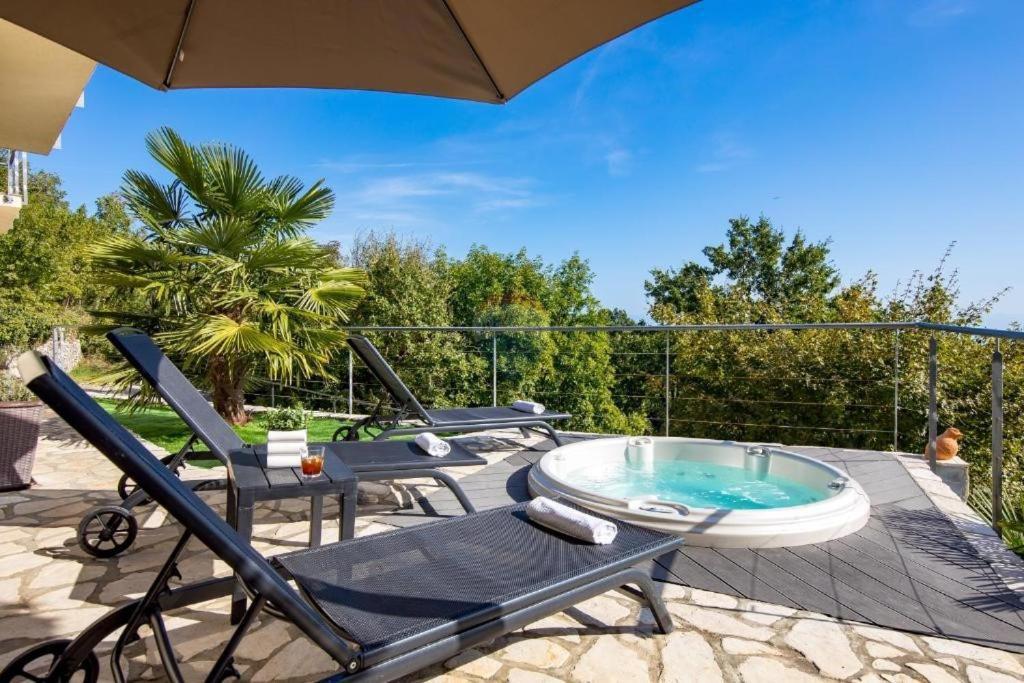 Hiša Sveta Jelena, Mošćenička Draga, 90m2