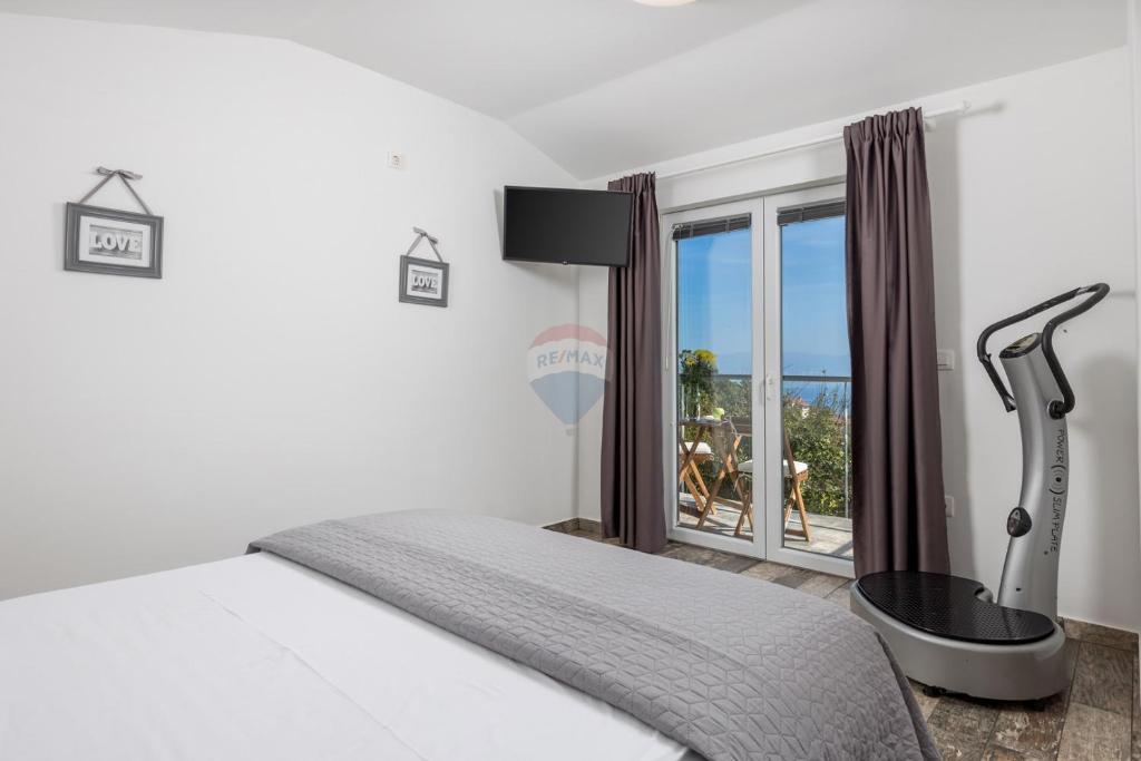 Hiša Sveta Jelena, Mošćenička Draga, 90m2