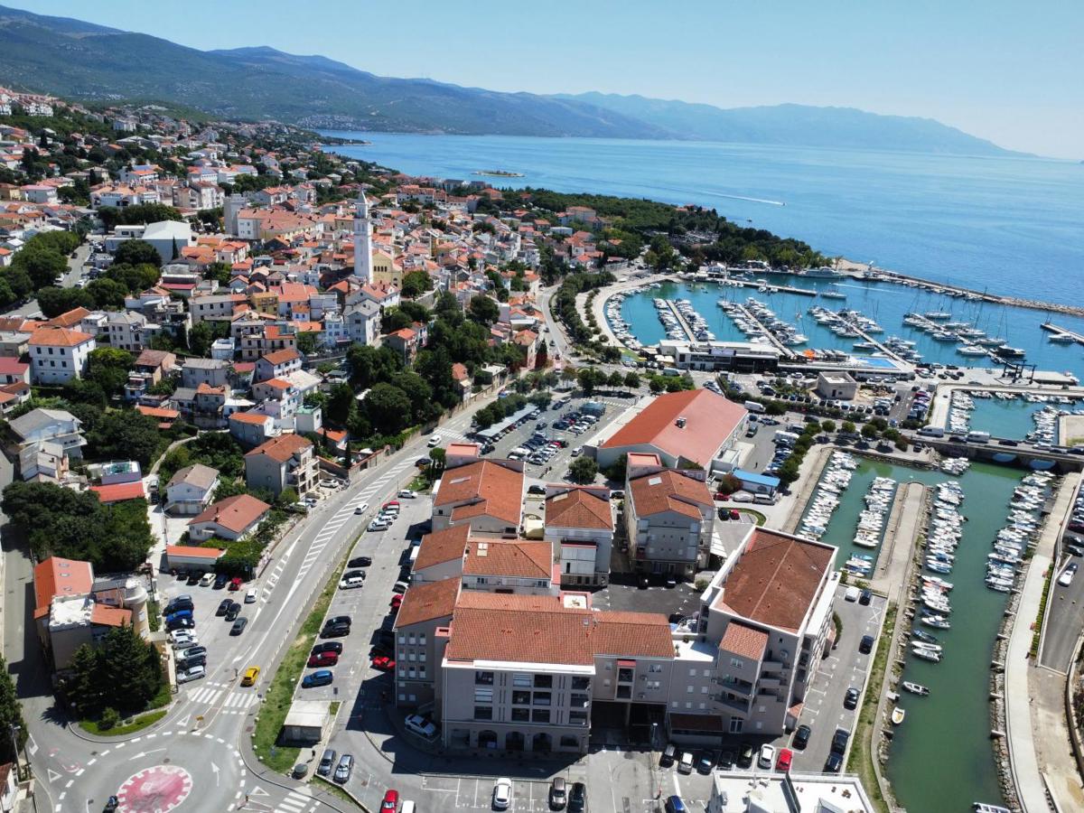 Novi Vinodolski – Dvosobno Stanovanje na Iskani Lokaciji