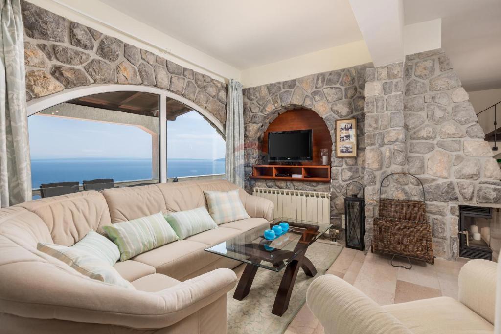 Stanovanje/Apartma Lovran, 110,51m2