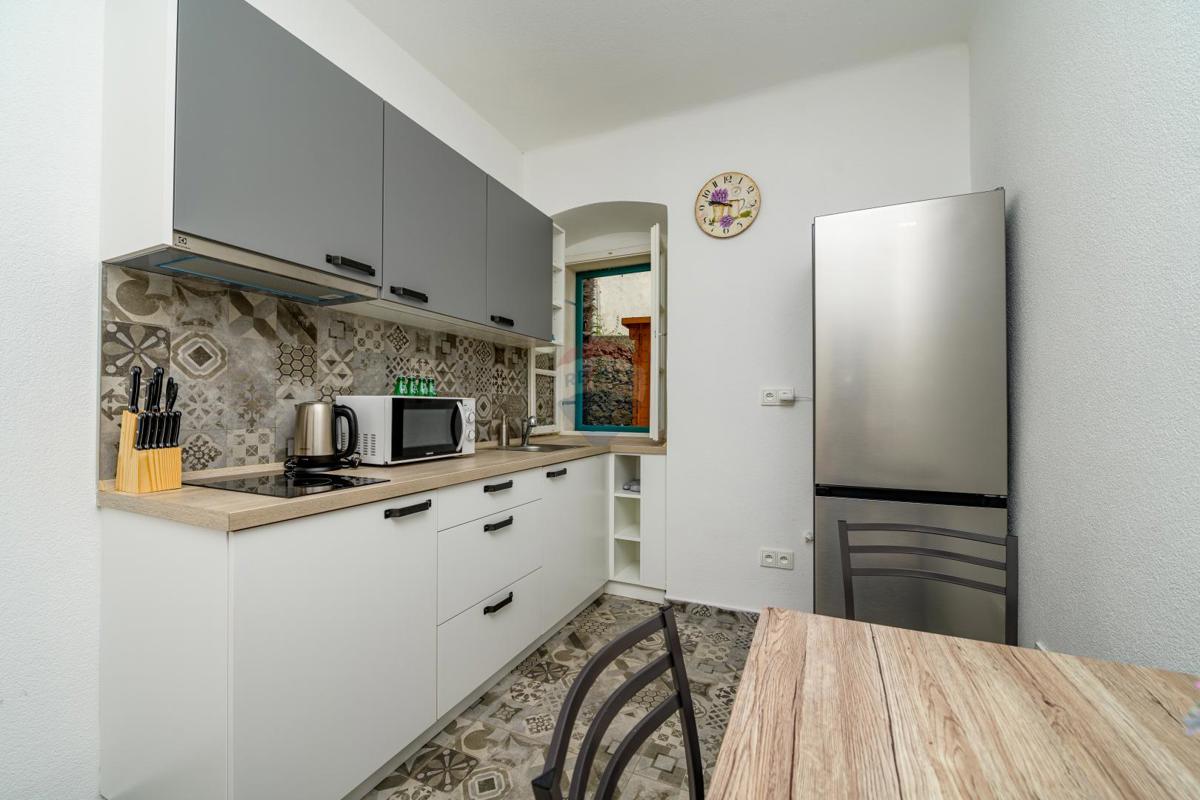 Hiša Nerezine, Mali Lošinj, 384m2