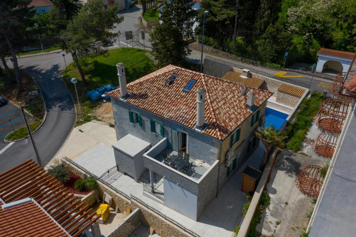 Hiša Nerezine, Mali Lošinj, 384m2