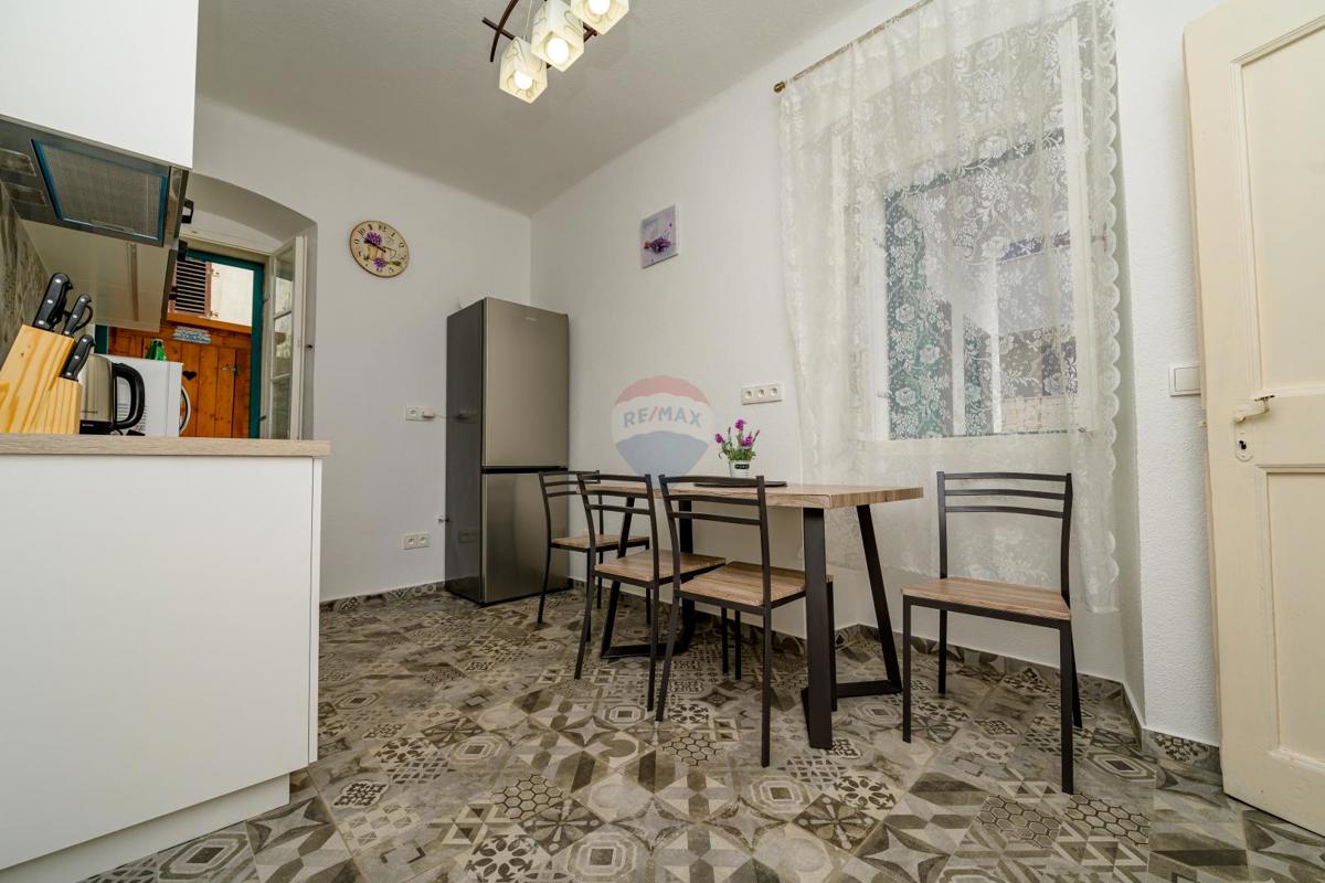 Hiša Nerezine, Mali Lošinj, 384m2