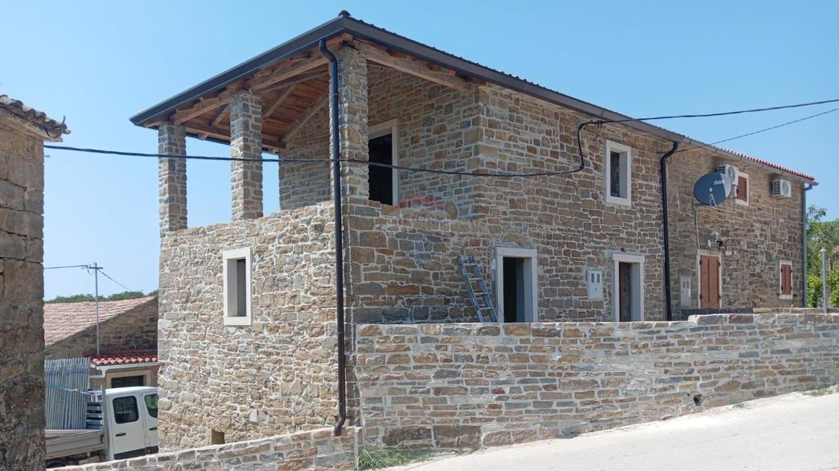 Hiša Momjan, Buje, 150m2