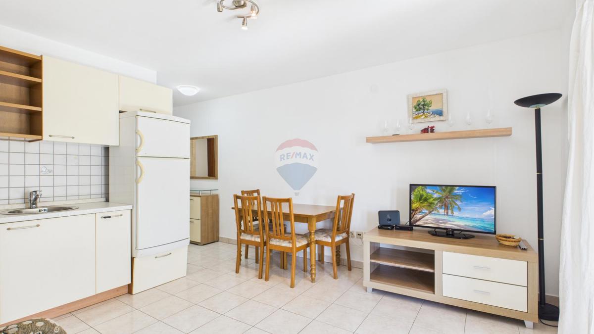 Krk, Njivice – hiša z razgledom in 2 apartmaja
