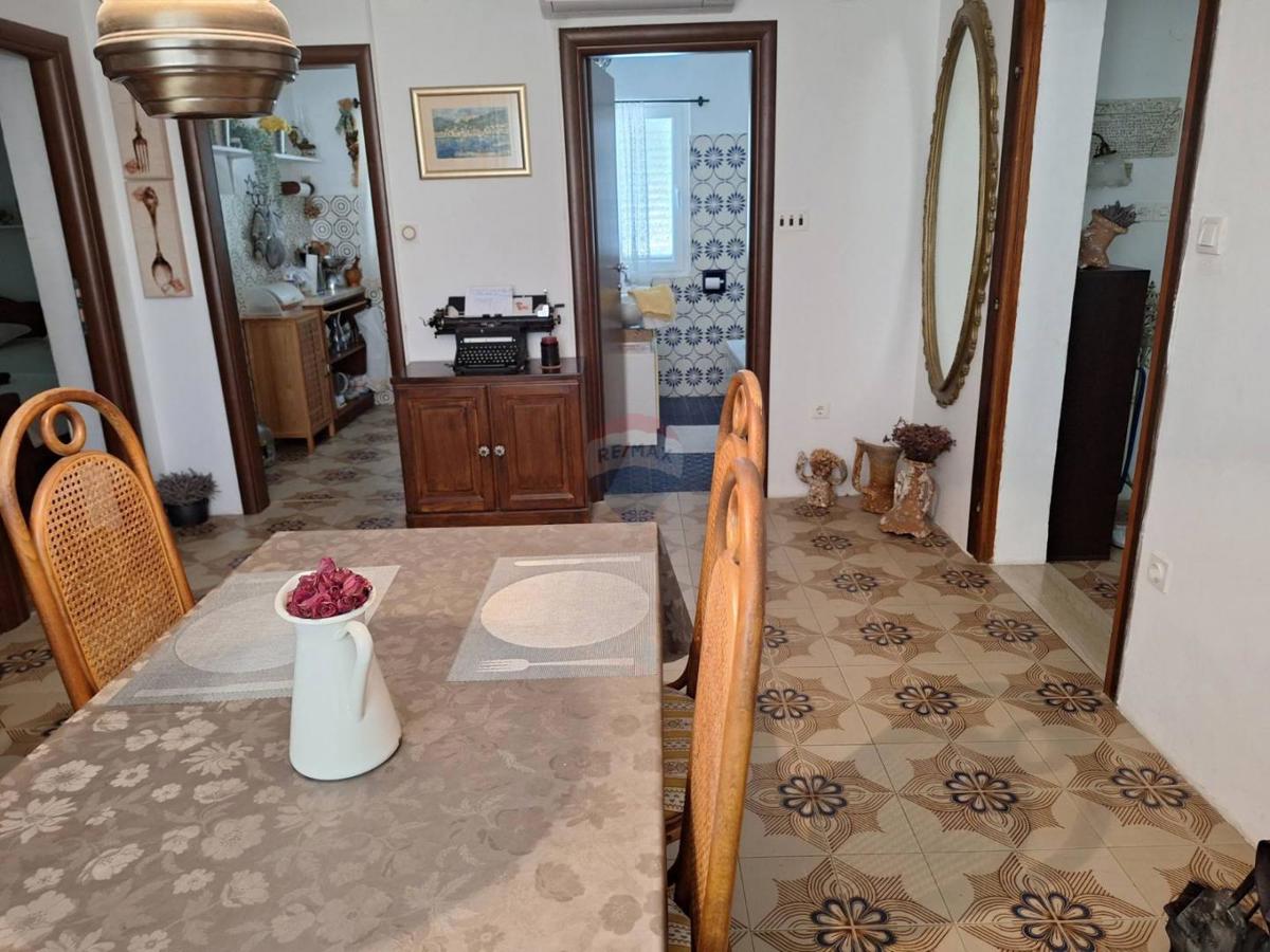 Hiša Baška, 160m2