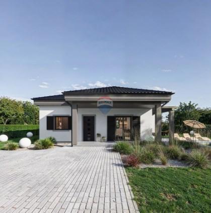 Hiša Svetvinčenat, 96m2