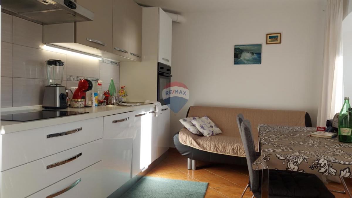 Hiša Kostrena, 175m2