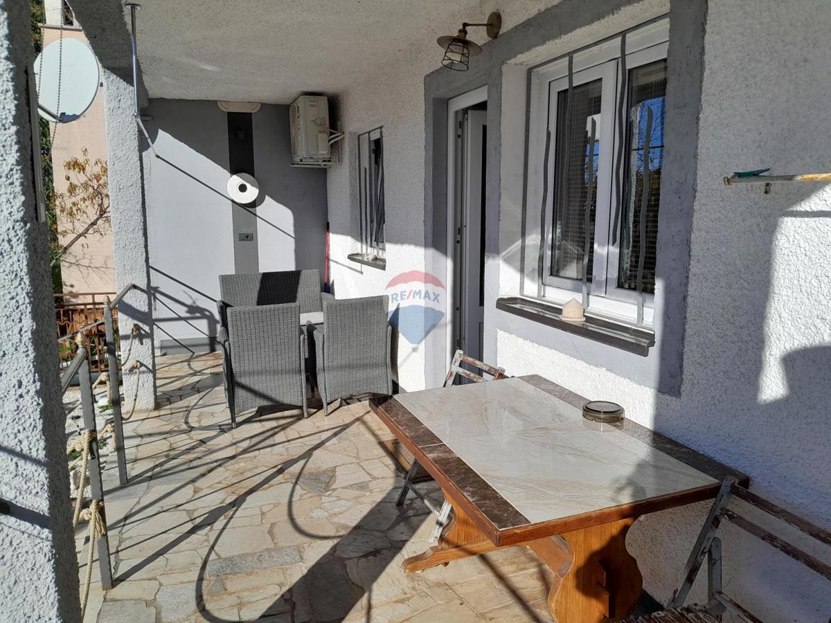 Stanovanje/Apartma Fažana, 203m2