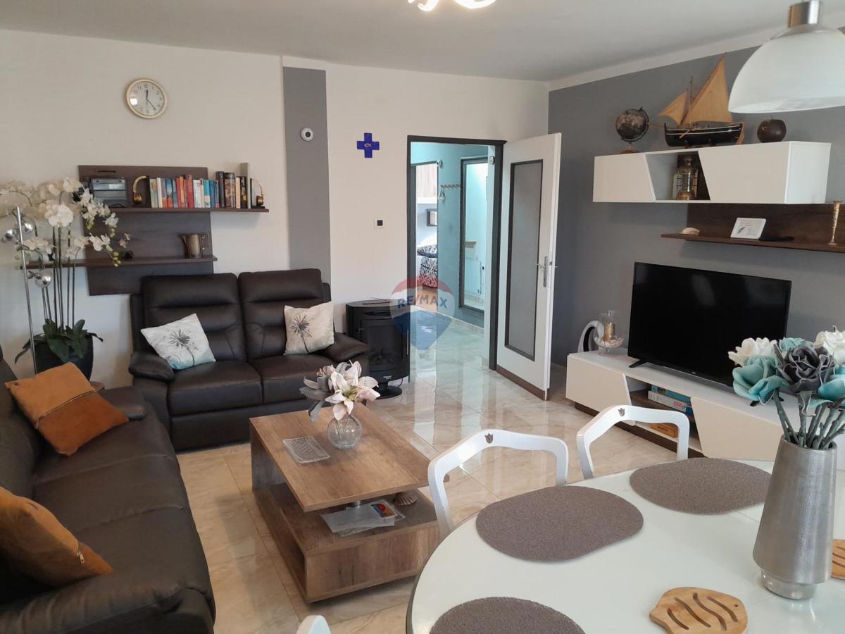 Stanovanje/Apartma Fažana, 203m2