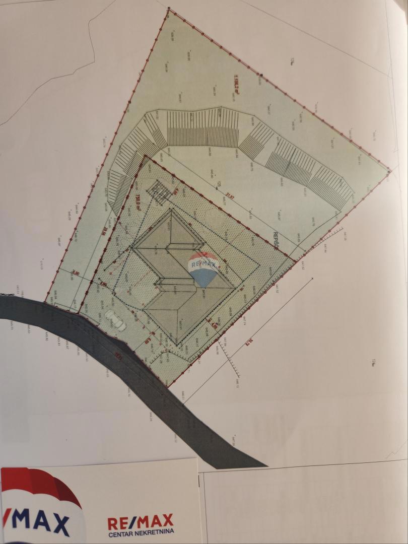 Stavbno zemljišče Klana, 1.156m2