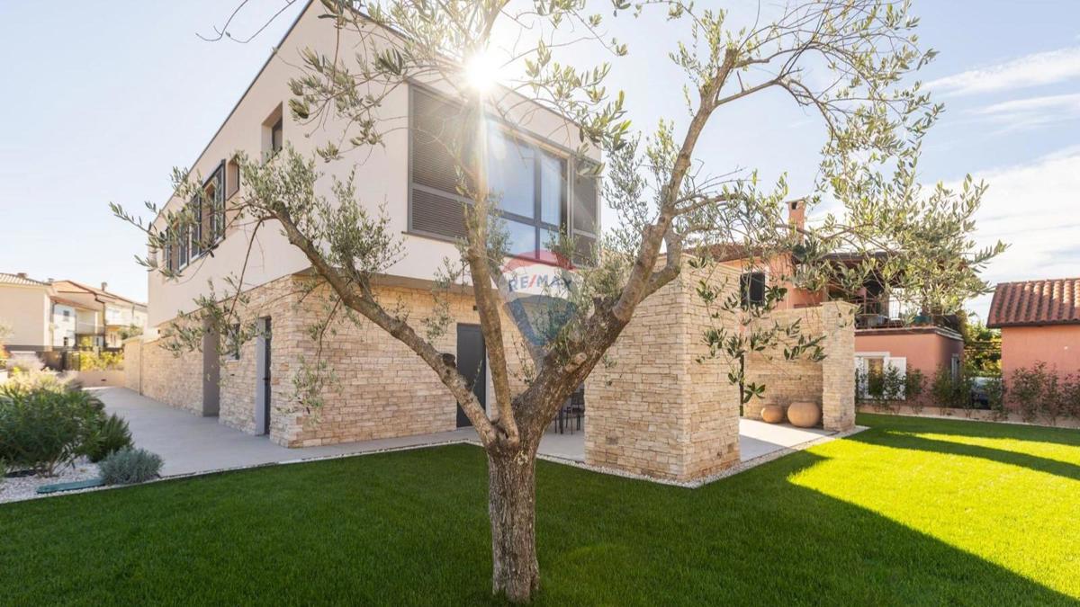 Istra, Umag – Luksuzna Vila s 5 Spalnicami