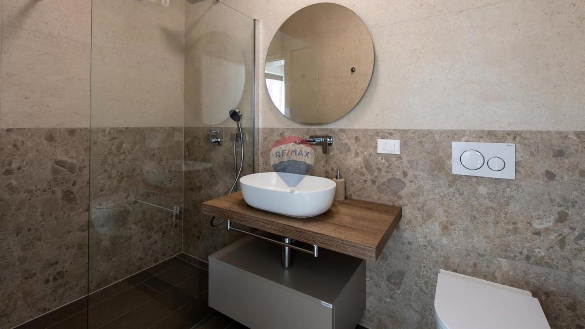 Istra, Umag – Luksuzna Vila s 5 Spalnicami