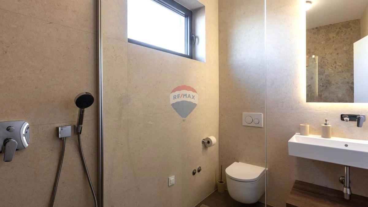 Istra, Umag – Luksuzna Vila s 5 Spalnicami