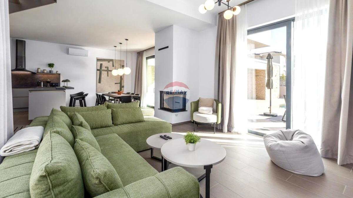 Istra, Umag – Luksuzna Vila s 5 Spalnicami