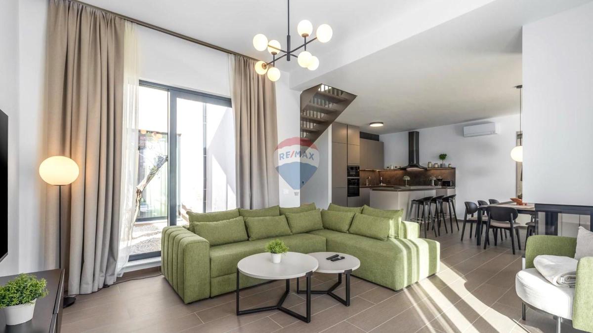 Istra, Umag – Luksuzna Vila s 5 Spalnicami